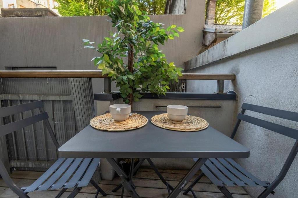 Appartement Cosy Dans Les Rues Pietonnes Grenoble Exterior photo